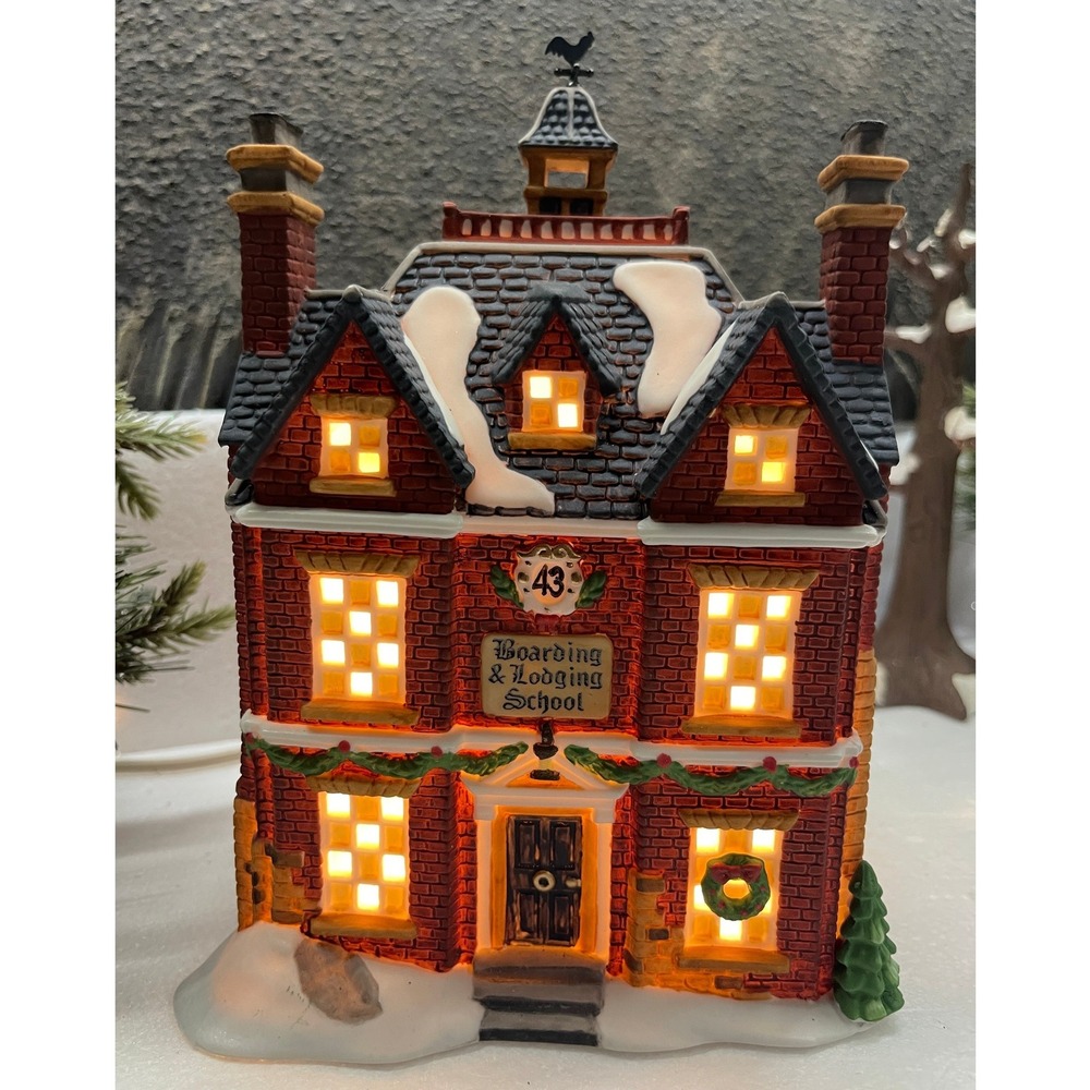 Dept 56 Dickens Village BOARDING & LODGING SCHOOL 5810-6 Christmas Retired